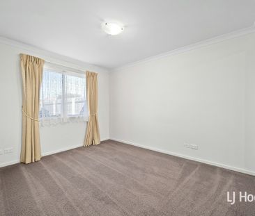 18 Sisely Street, Macgregor ACT, Belconnen - Photo 4