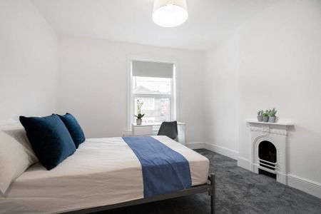 3 bedroom terraced house to rent - Photo 4