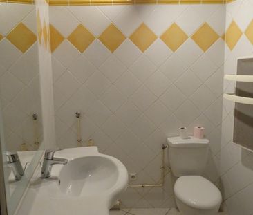 Location Maison 3 pièces 76m² CALLIAN 83440 - Photo 5