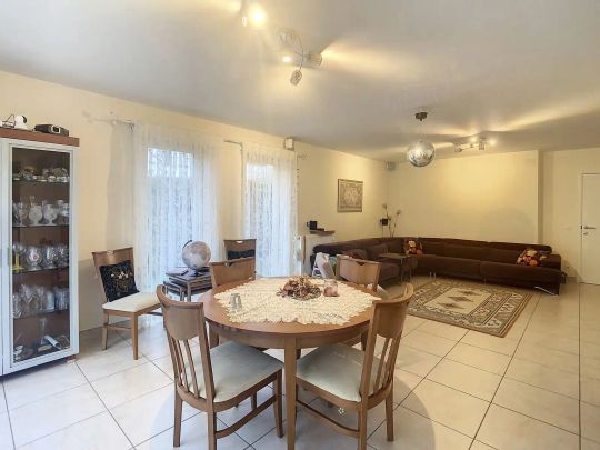 Huis te huur - Photo 1