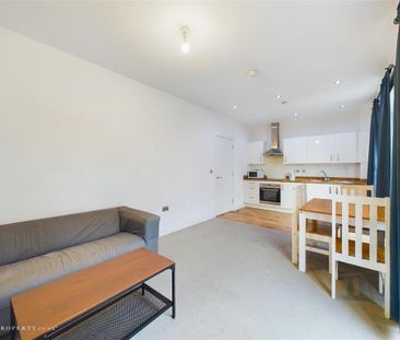 1 bedroom apartment to rent - Photo 2