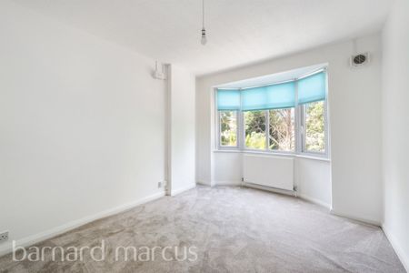 Errol Gardens - Photo 2