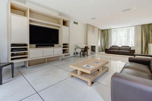 6 bedroom detached house to rent - Photo 1