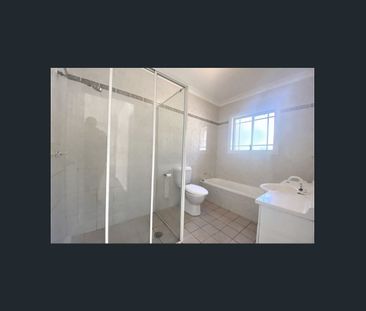 4/196-198 Burnett Street, Mays Hill, NSW 2145 - Photo 5