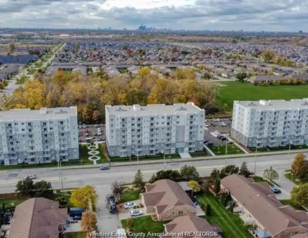 1489 BANWELL Unit# 323 | 1489 BANWELL Unit# 323, Windsor - Photo 1