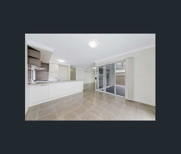 Spacious 3-Bedroom House in Prime Location - Photo 4