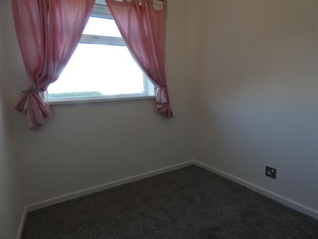 2 bed flat to rent in Hastings Court, Bedlington, NE22 - Photo 2