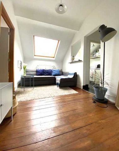 Flat in charming house - for rent - Photo 2