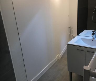 Studio d'environ 20m2 ORLEANS - Photo 5