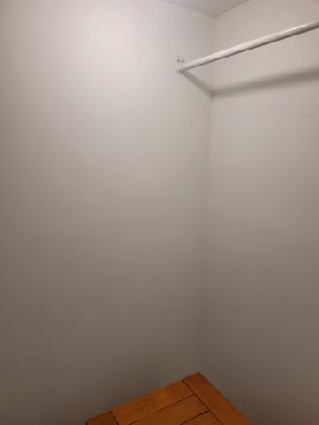 For Lease - 3249 Oakglade Crescent Unit# Lower, Mississauga, Ontario - Photo 3