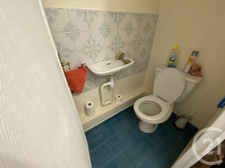 Location Appartement 2 pièces 52m² NICE 06300 - Photo 4