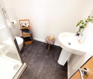 3 bedroom semi-detached house to rent - Photo 6