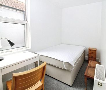 1 bedroom property to rent - Photo 1