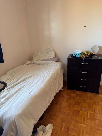 For Lease - 103 Belmont Crescent, Vaughan, Ontario - Photo 3