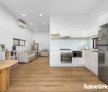 COUNCIL APPROVED BRICK 2 BEDROOM GRANNY FLAT - Photo 2