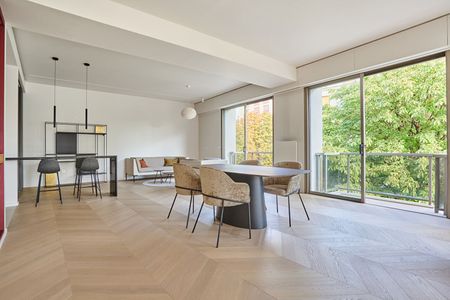 Tout savoir sur cet appartement dans le quartier Triangle d'Or, à Paris 8ème - Photo 2