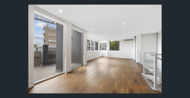 Premium & Boutique, Convenient Location - Photo 1