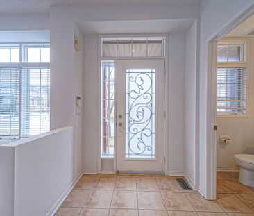 For Lease - 232 Madison Heights Boulevard, Markham, Ontario - Photo 2