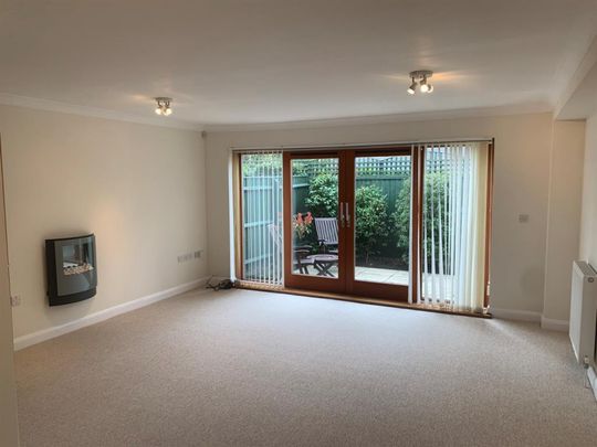 3 bedroom House To Let - Photo 1
