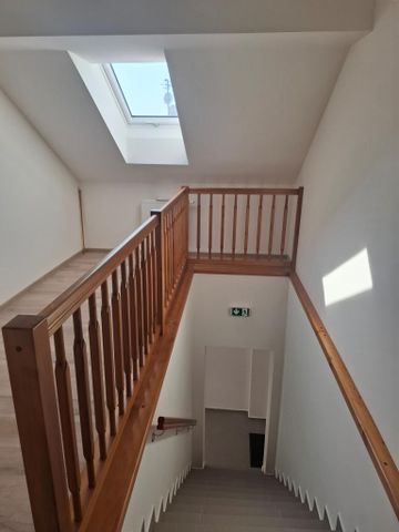 Pronájem bytu 2+kk 73 m2 - Fotografie 2