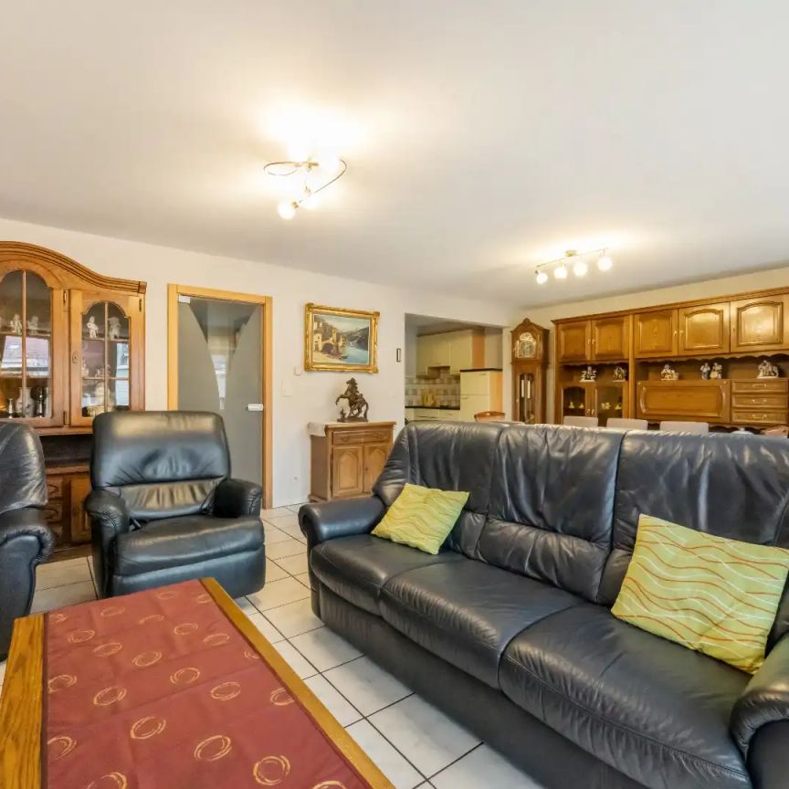 Te huur: appartement met 2 slaapkamers aan de Elisabethlaan in Oostende - Photo 1