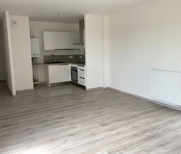 Location Appartement 3 pièces 61m² FLEURY SUR ORNE 14123 - Photo 1