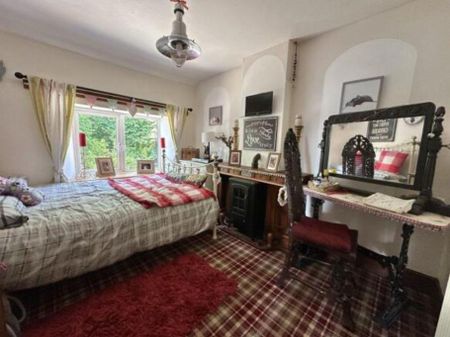 4 bedroom detached house to rent - Photo 4
