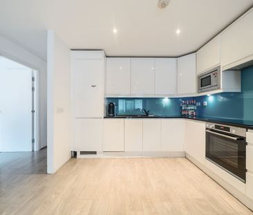 1 Bedroom - Photo 3