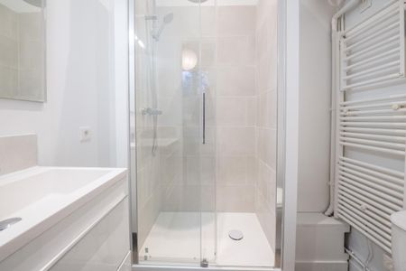 Location Appartement 1 pièce Meublé 17m² LEVALLOIS PERRET 92300 - Photo 2