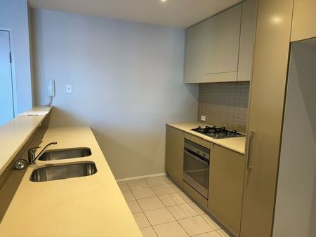 RENOVATED 2 BEDROOM IN PACIFIC SQUARE - Photo 3