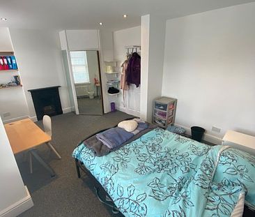 34 Beacon Road - Brand New 6 Bedroom & Single Rooms Loughborough - Photo 4