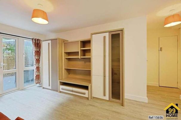 Castleford Court, London, NW8 - Photo 1