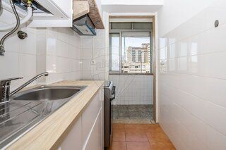 Apartment 1 bedrooms Alvalade Lisboa - 3rd floor - Photo 5