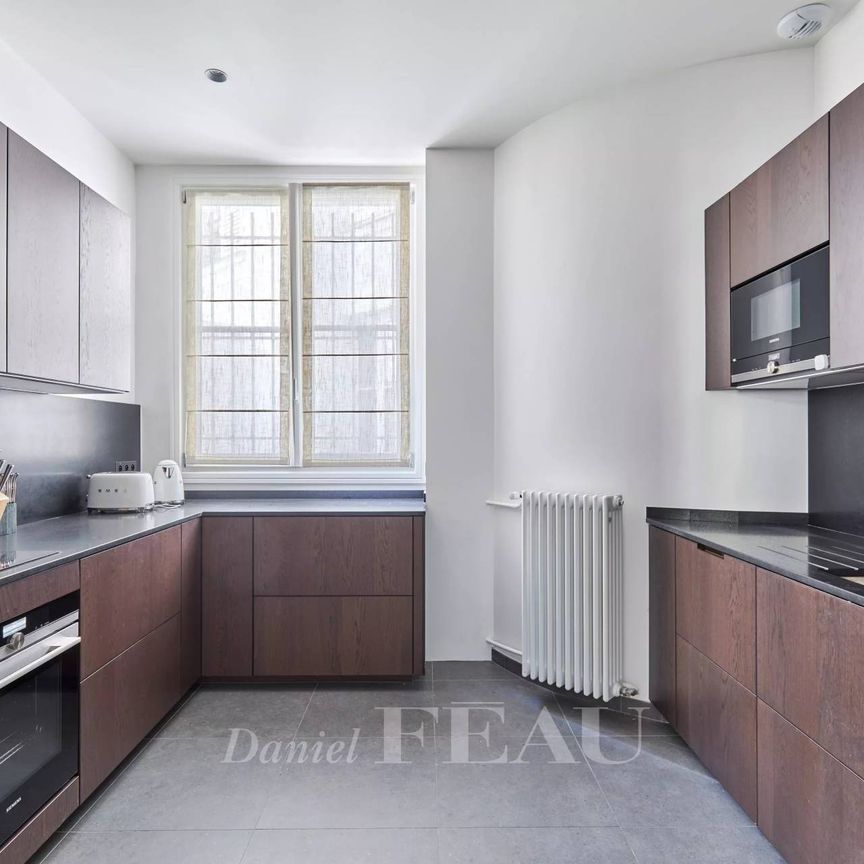 Location appartement, Paris 8ème (75008), 5 pièces, 160 m², ref 85477169 - Photo 1