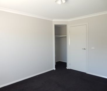 3 / 110 Greta Drive, Hamilton Valley, Lavington - Photo 2