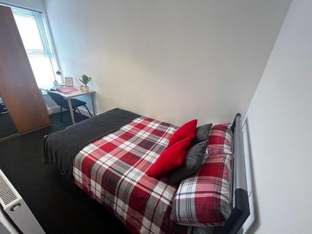 4 bedroom house to rent - Photo 4