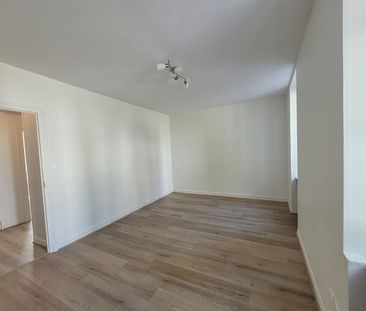 Location Appartement 2 pièces 44m² - Photo 2