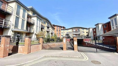 Quadrant Court, Jubilee Square, Reading, Berkshire, RG1 - Photo 5