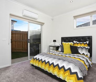 Ideally located Two Bedroom Townhouse! - Photo 4