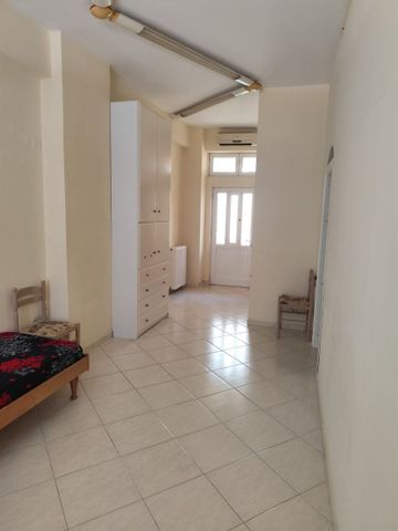 Studio/Γκαρσονιέρα για ενοικίαση Κέντρο (Άργος) - Photo 3