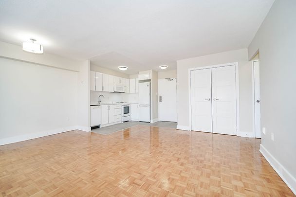 For Lease - 1500 Bathurst Street Unit# 504, Toronto, Ontario - Photo 1