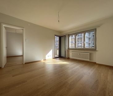 Abseits vom Strassenlärm in verstecktem Hinterhof - Photo 2