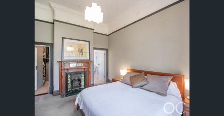 Open the Door to Timeless Elegance - Photo 4