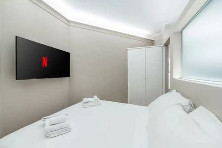 Corso San Gottardo, Milan, Lombardy 20136 - Photo 5