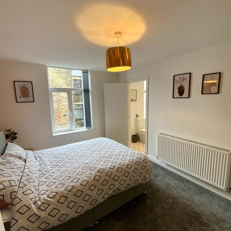 1 bed house share to rent in Herbert Street, Burnley, BB11 - Photo 1