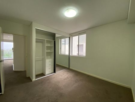 21/12-20 Tyler Street, CAMPBELLTOWN NSW 2560 - Photo 4