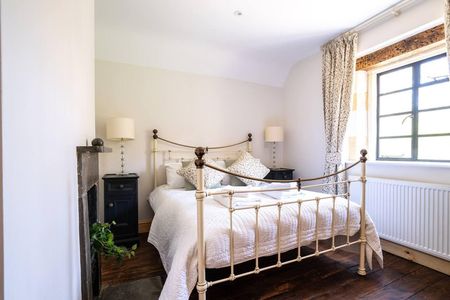 Moreton-in-Marsh - Photo 5