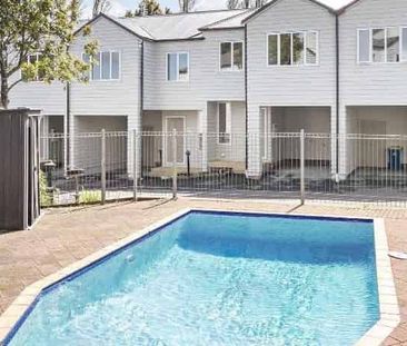 3 bedroom townhouse for rent - Photo 2