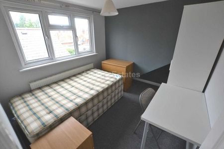 7 bedroom terraced house to rent - Photo 4