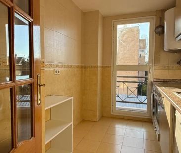 Piso de alquiler en Travesía de Ramón y Cajal, Zona Norte - Photo 6